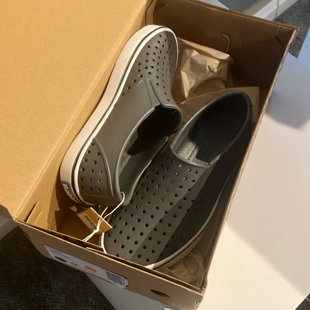 Native Shoes Gray Sneakers Breathable Slip-On